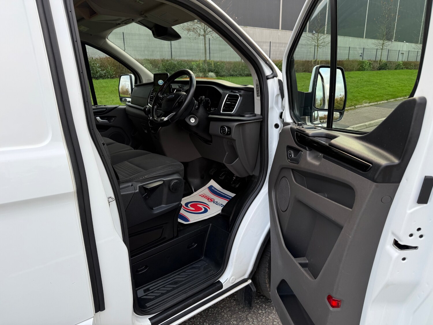 Used Ford Transit Custom 2018 for sale - 76894924: Photo 14