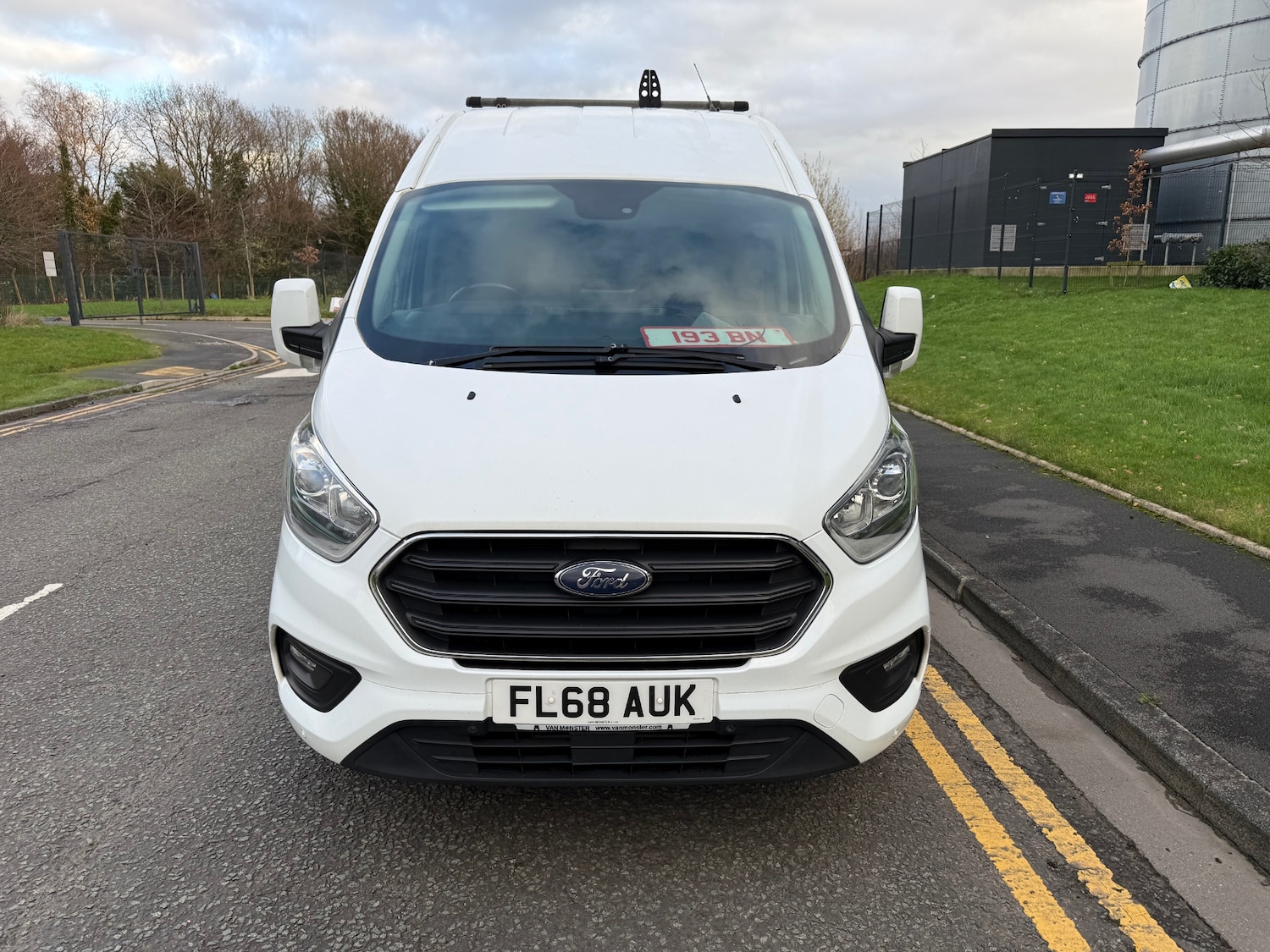 Used Ford Transit Custom 2018 for sale - 76894924: Photo 2