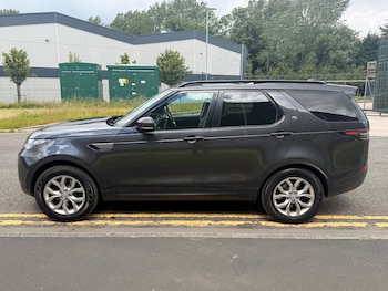 Used Land Rover Discovery 2017 for sale - 79473736: Photo
