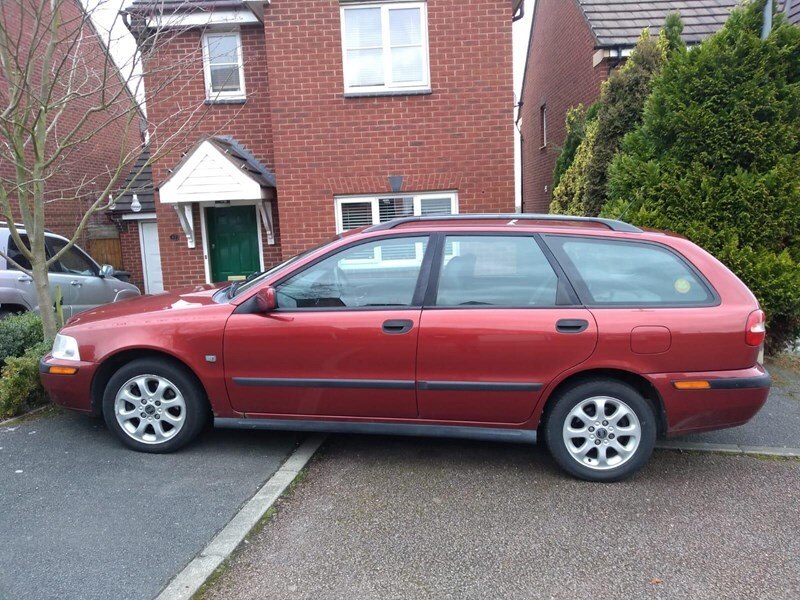 2001 Volvo V40 1 8 I For Sale CCFS   AETV14702142 2 