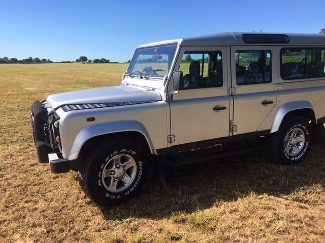 Land rover defender 2005