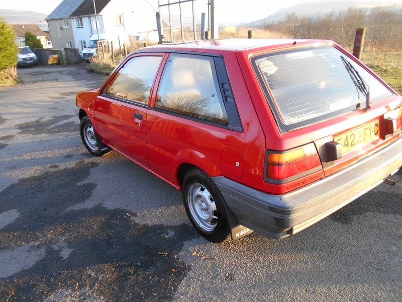 Nissan sunny 1989