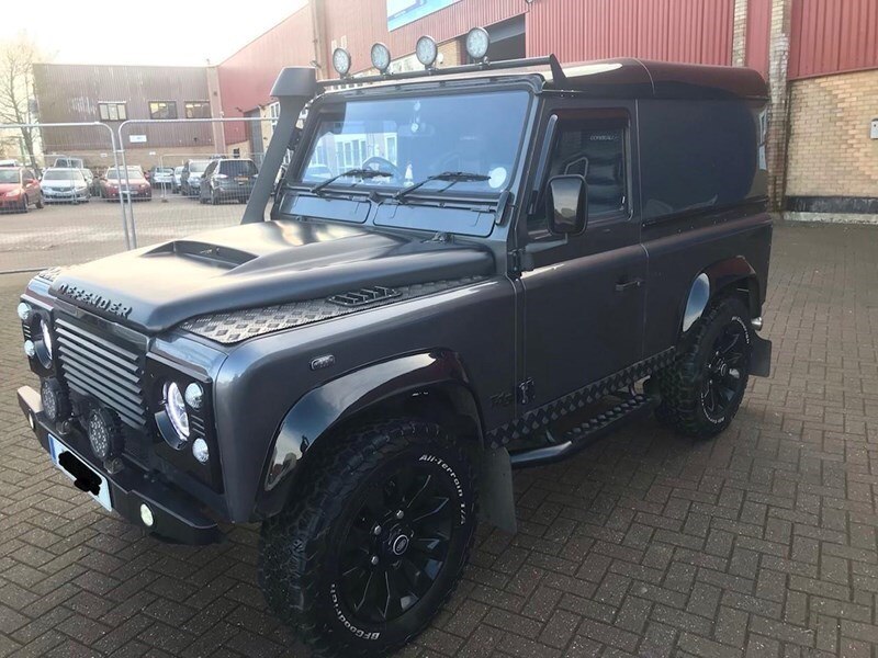 Land rover defender 2003