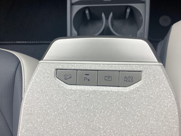 Used Kia EV3 2025 for sale - 75646670: Photo 25
