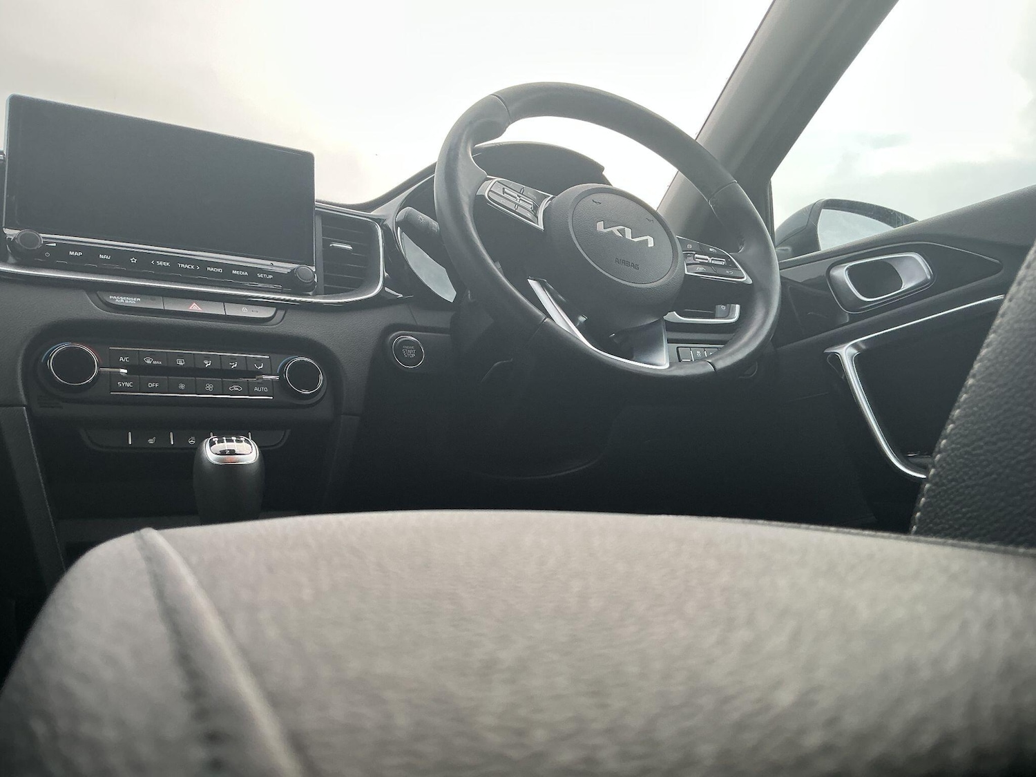 Used Kia XCeed 2023 for sale - 76753113: Photo 12