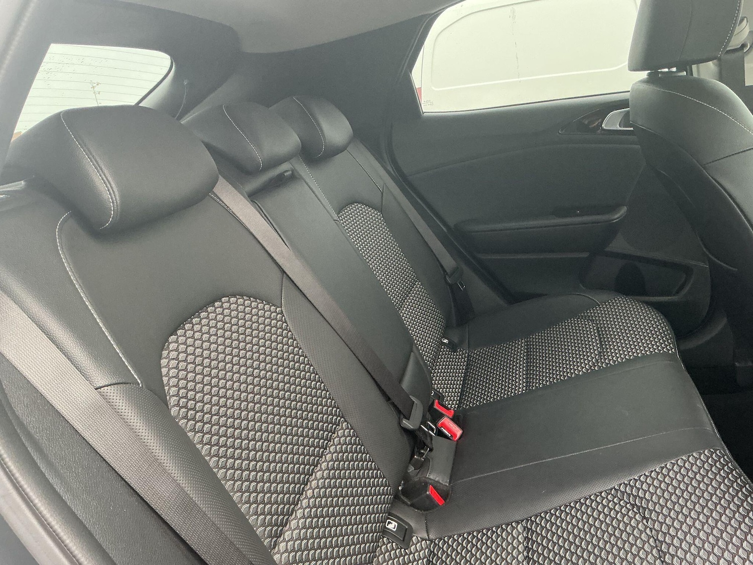 Used Kia XCeed 2023 for sale - 76753113: Photo 16