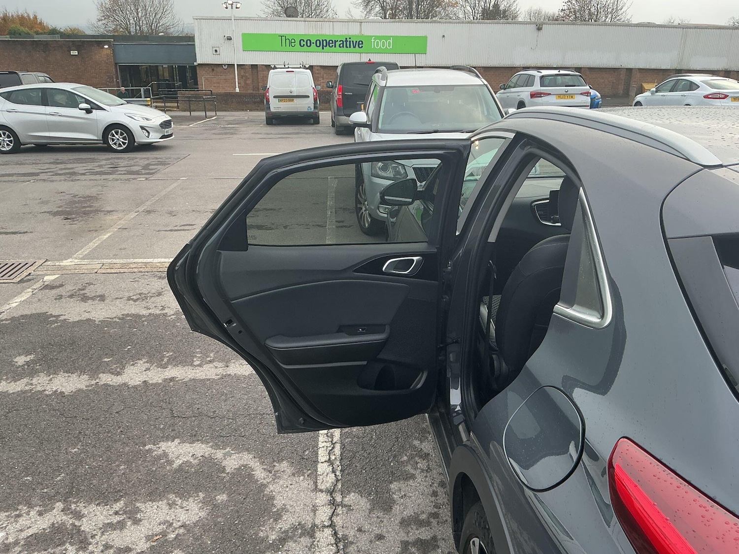 Used Kia XCeed 2023 for sale - 76753113: Photo 28