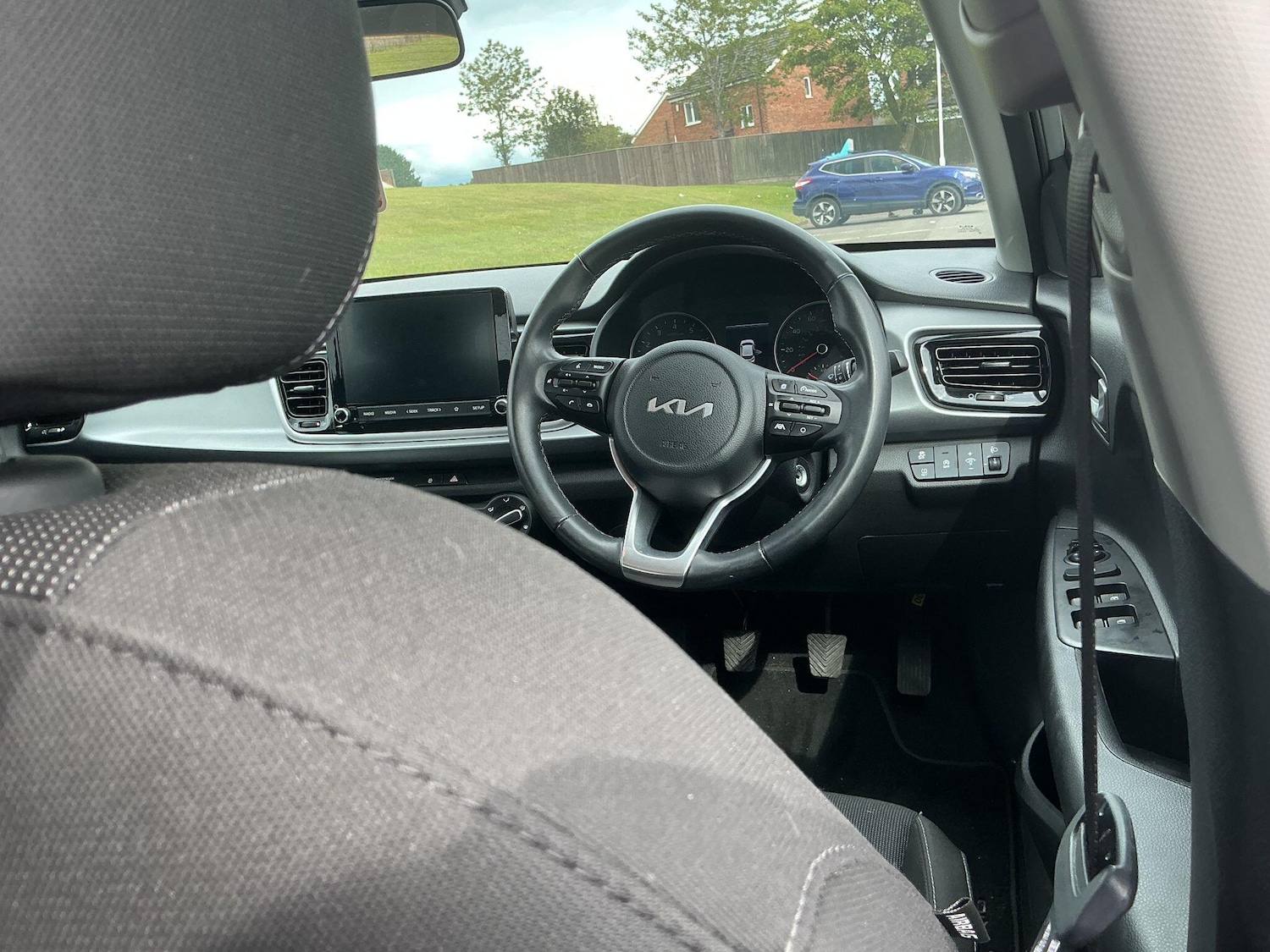 Used Kia Rio 2023 for sale - 76659377: Photo 16