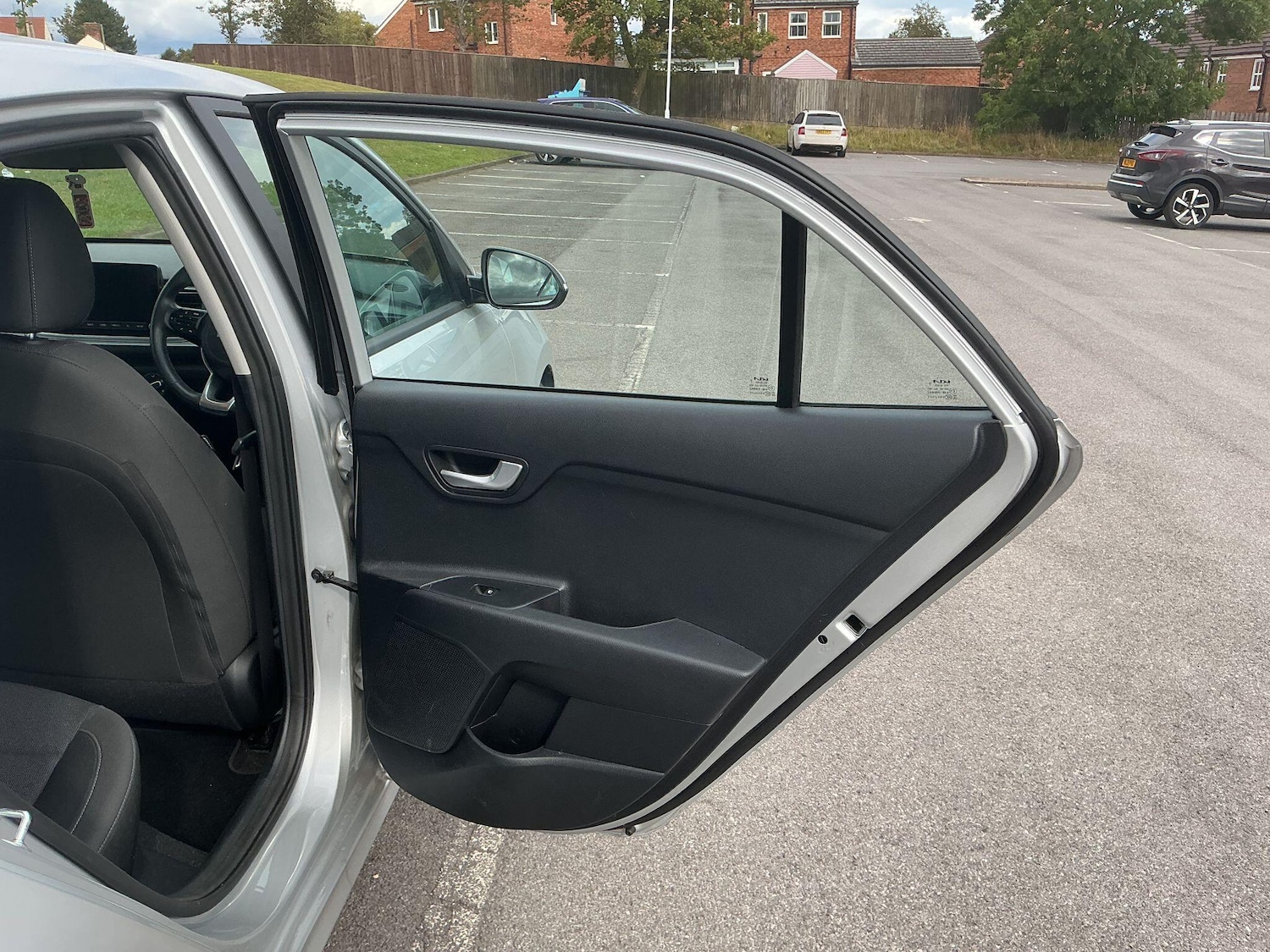 Used Kia Rio 2023 for sale - 76659377: Photo 30