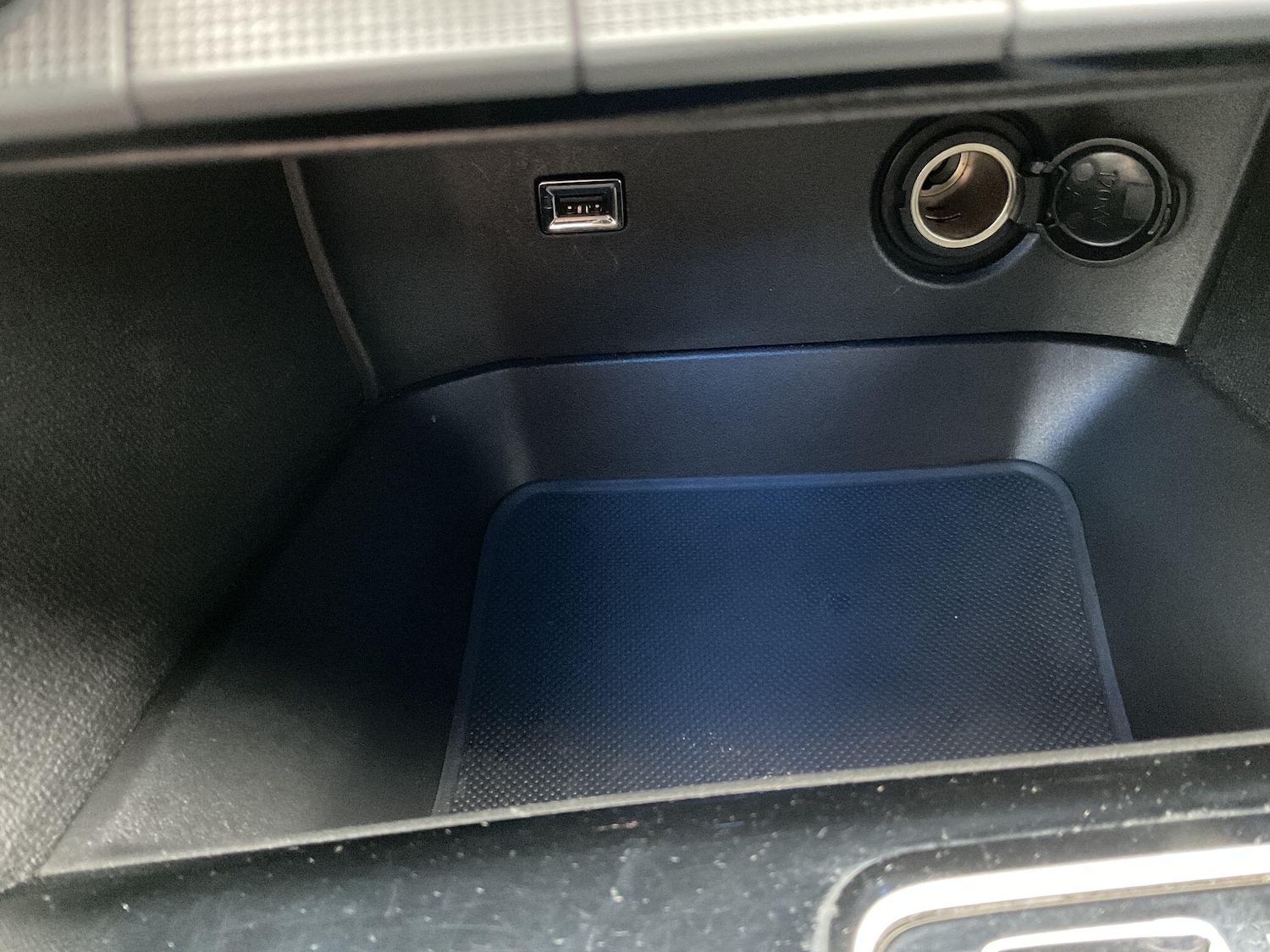 Used Peugeot 3008 for sale - 77626095: Photo 31