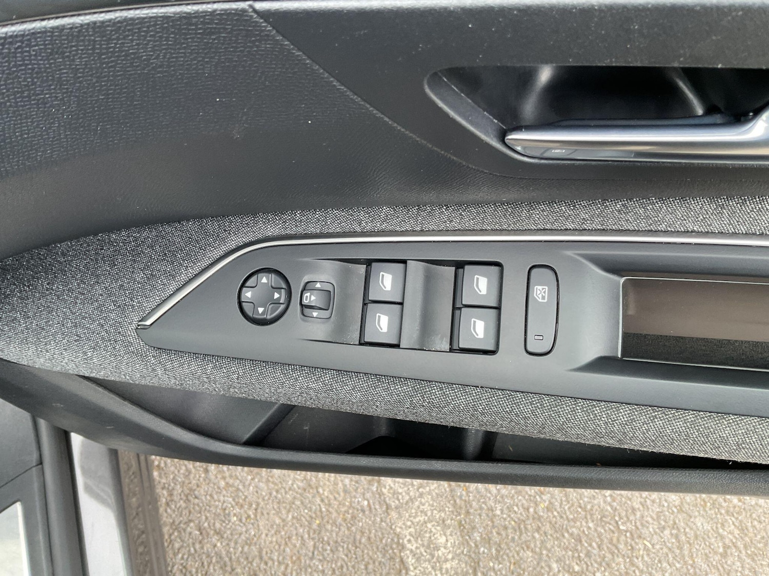 Used Peugeot 3008 for sale - 77626095: Photo 41