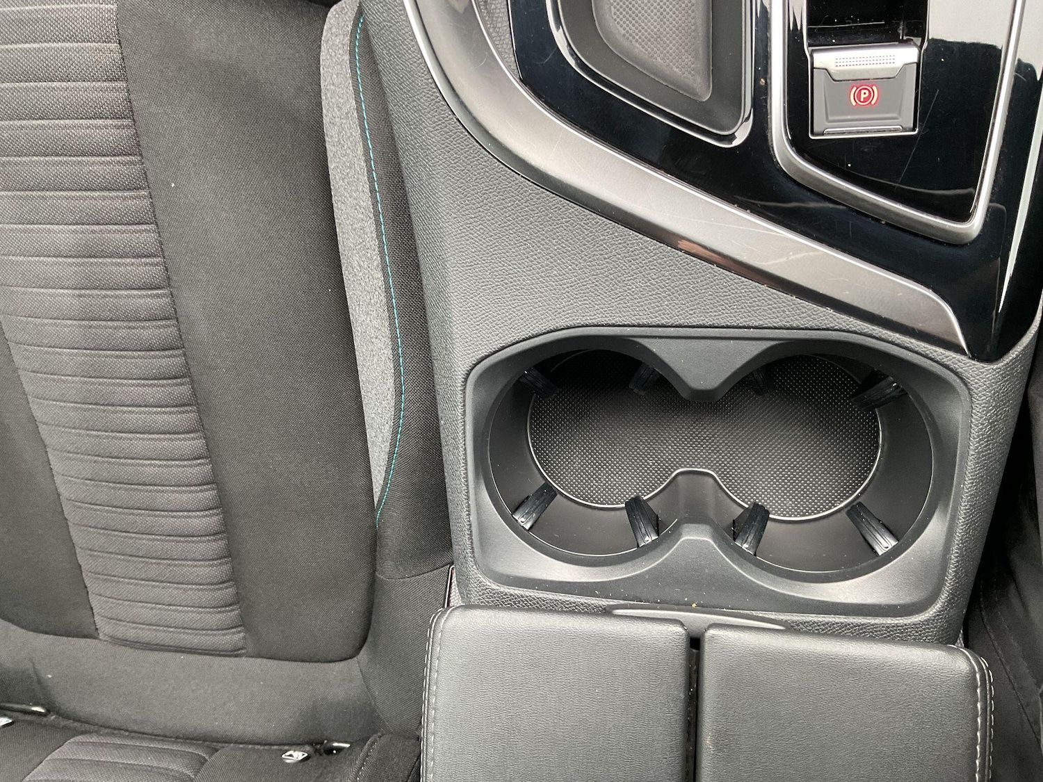 Used Peugeot 3008 for sale - 77626095: Photo 95