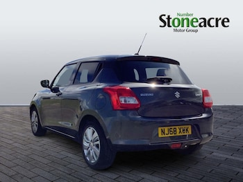 Used Suzuki Swift 2018 for sale - 79180906: Photo