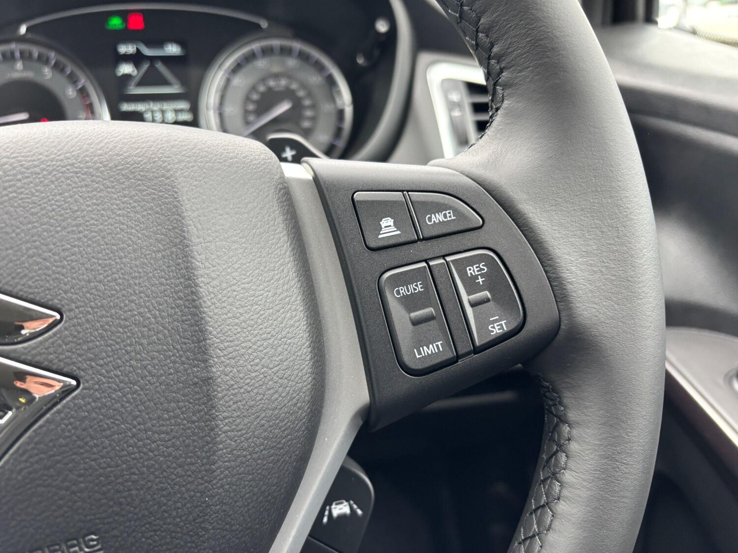 Used Suzuki SX4 S-Cross for sale - 77625721: Photo 27