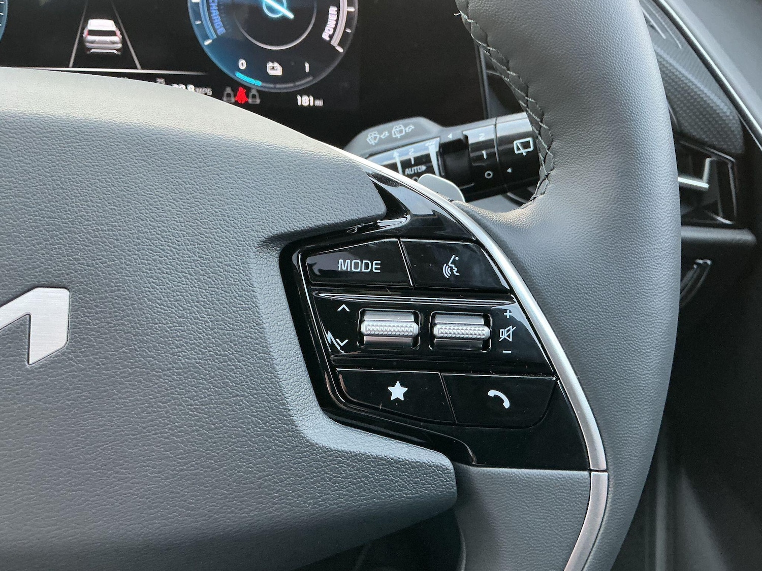 Used Kia Niro 2025 for sale - 77029686: Photo 27