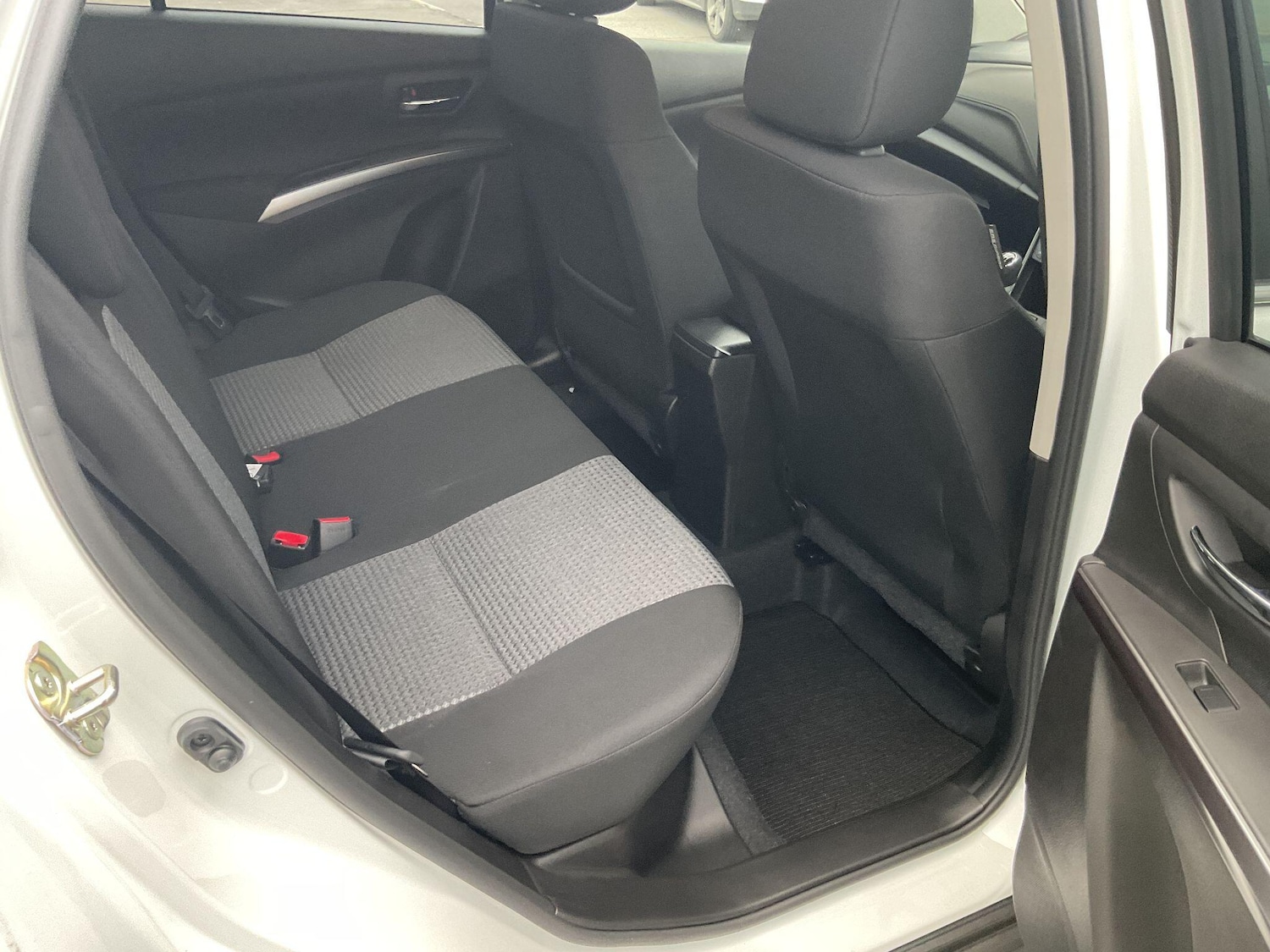 Used Suzuki SX4 S-Cross 2025 for sale - 77091288: Photo 40