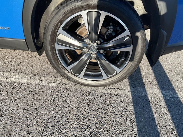 Used Lexus UX 2020 for sale - 76189507: Photo 10