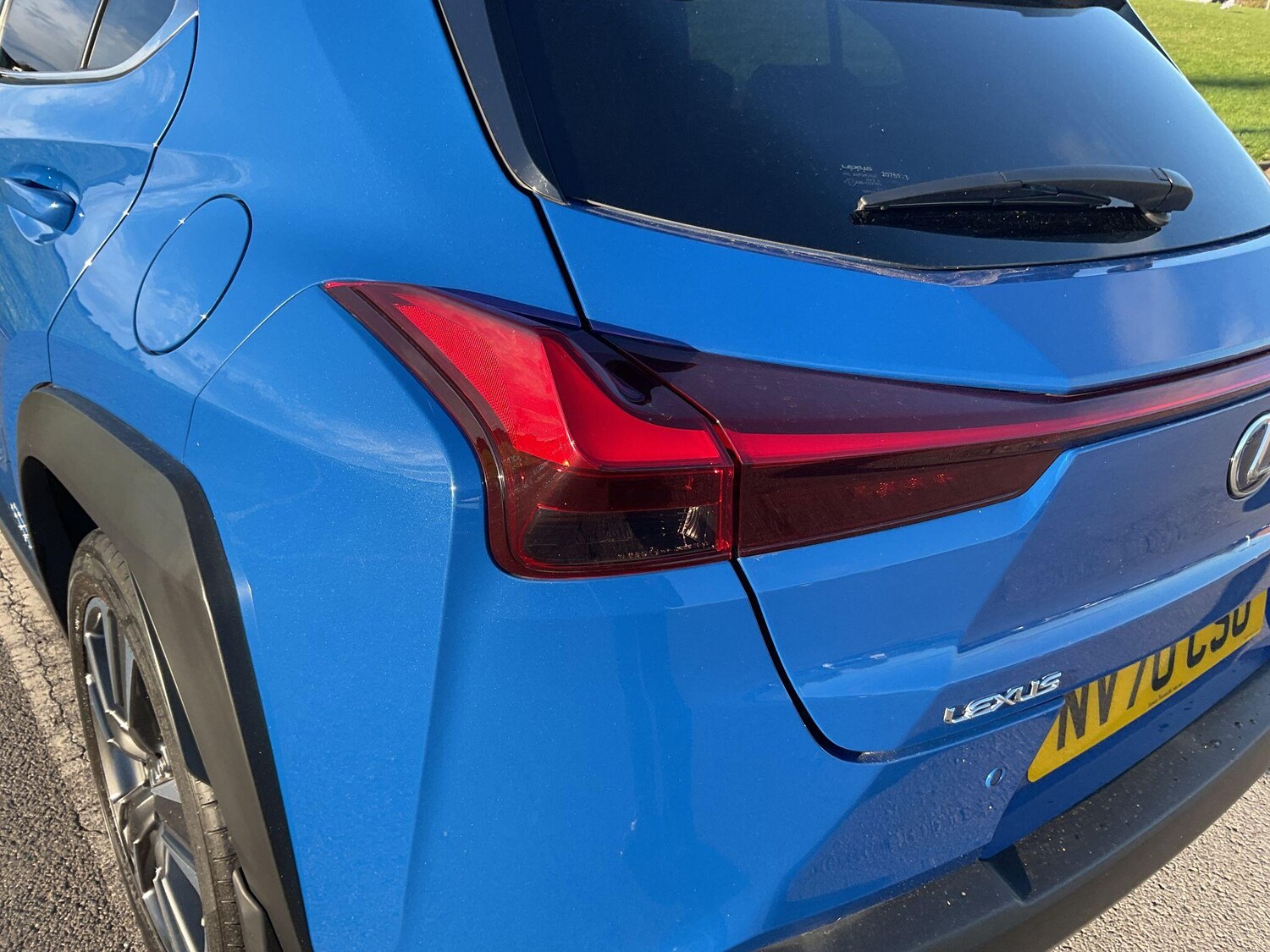 Used Lexus UX 2020 for sale - 76189507: Photo 19