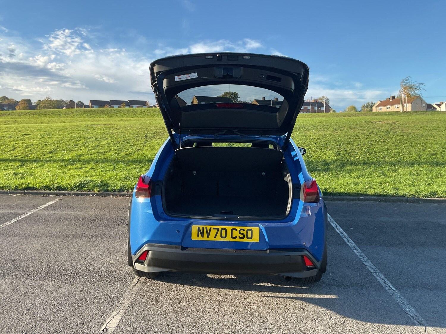 Used Lexus UX 2020 for sale - 76189507: Photo 27