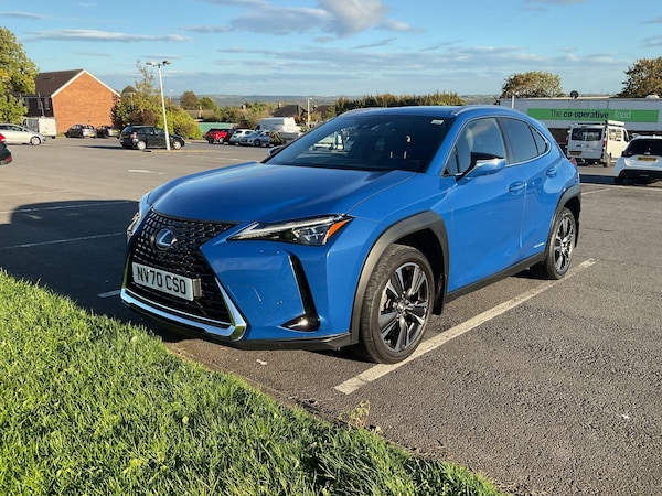 Used Lexus UX 2020 for sale - 76189507: Photo 3
