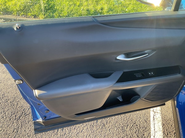 Used Lexus UX 2020 for sale - 76189507: Photo 48
