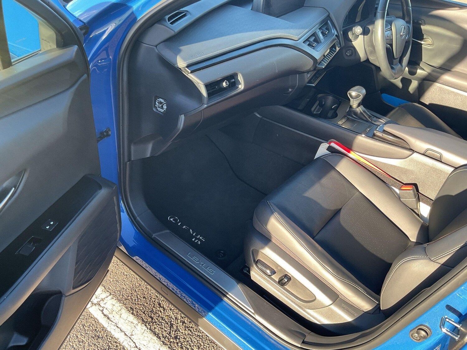 Used Lexus UX 2020 for sale - 76189507: Photo 49