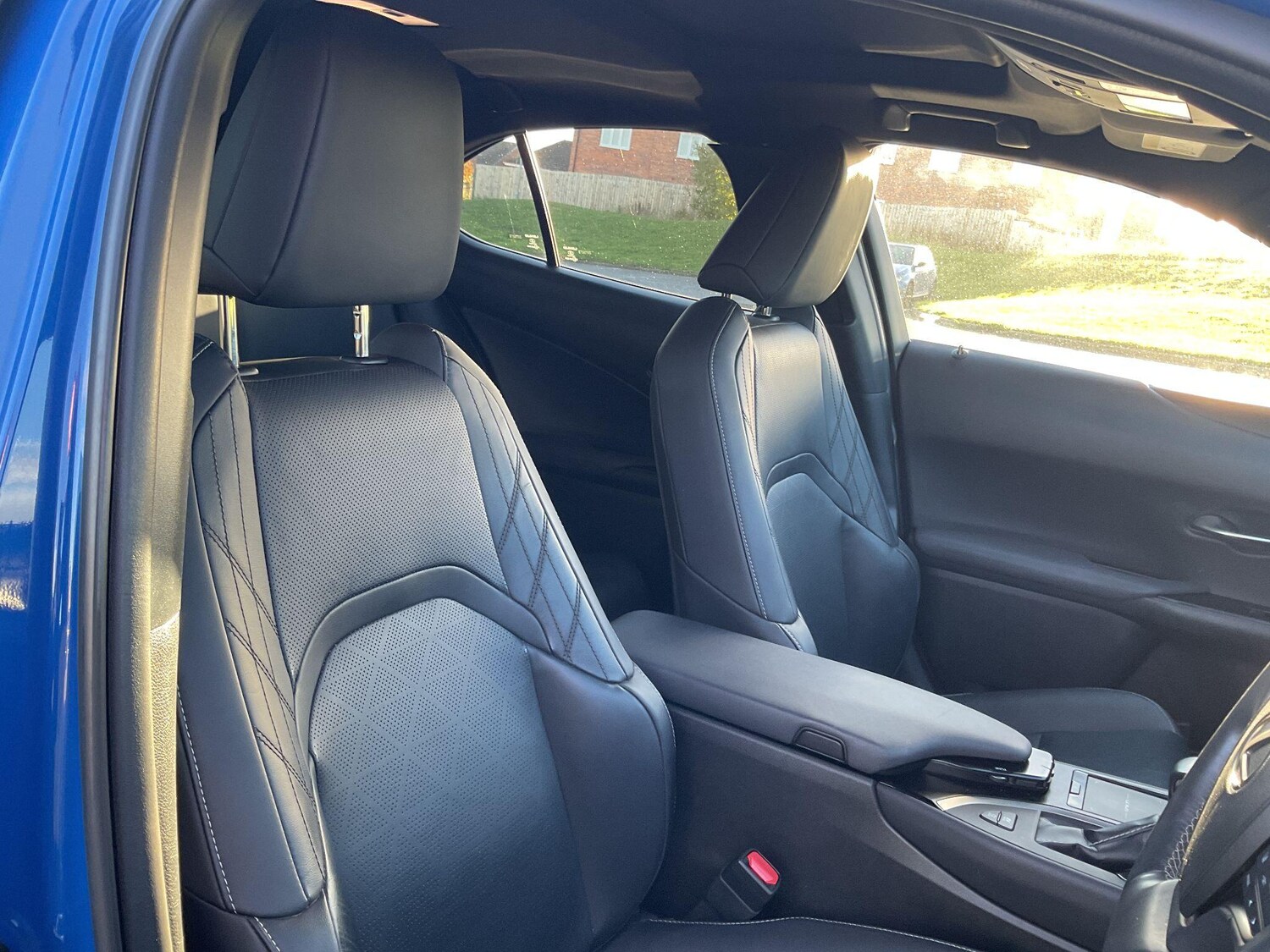 Used Lexus UX 2020 for sale - 76189507: Photo 60