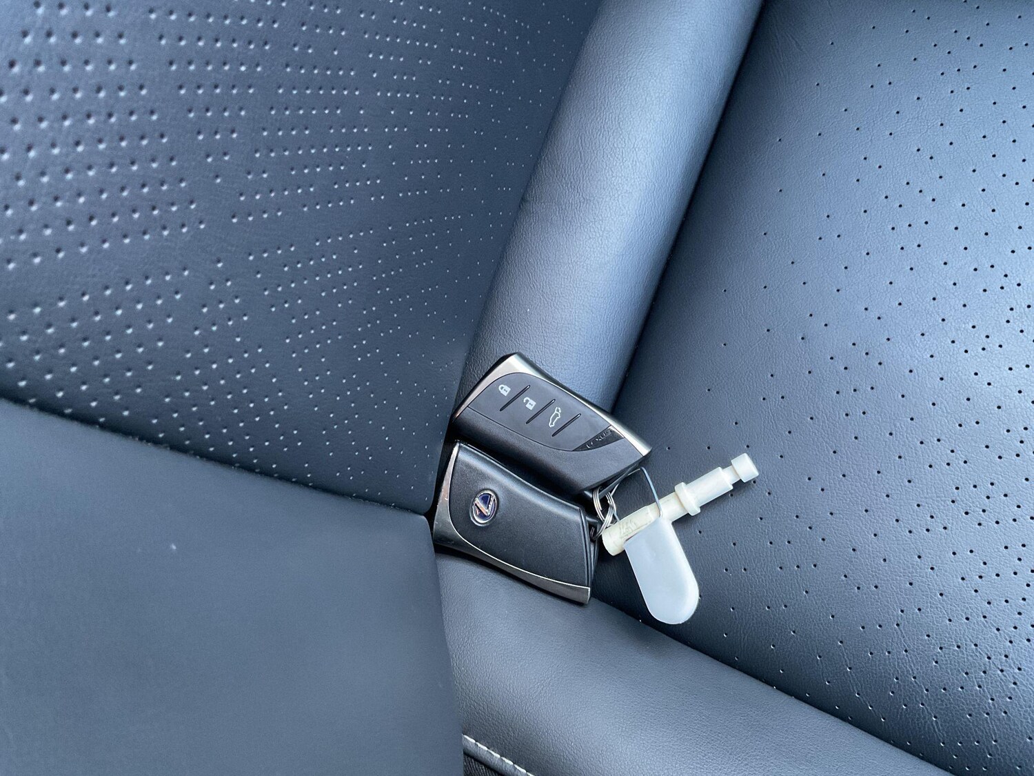 Used Lexus UX 2020 for sale - 76189507: Photo 82