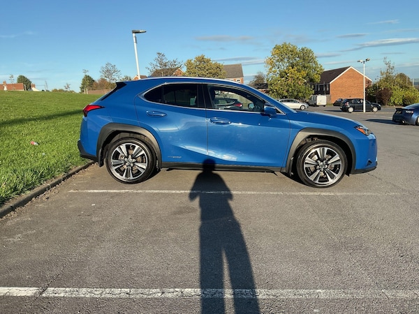 Used Lexus UX 2020 for sale - 76189507: Photo 8