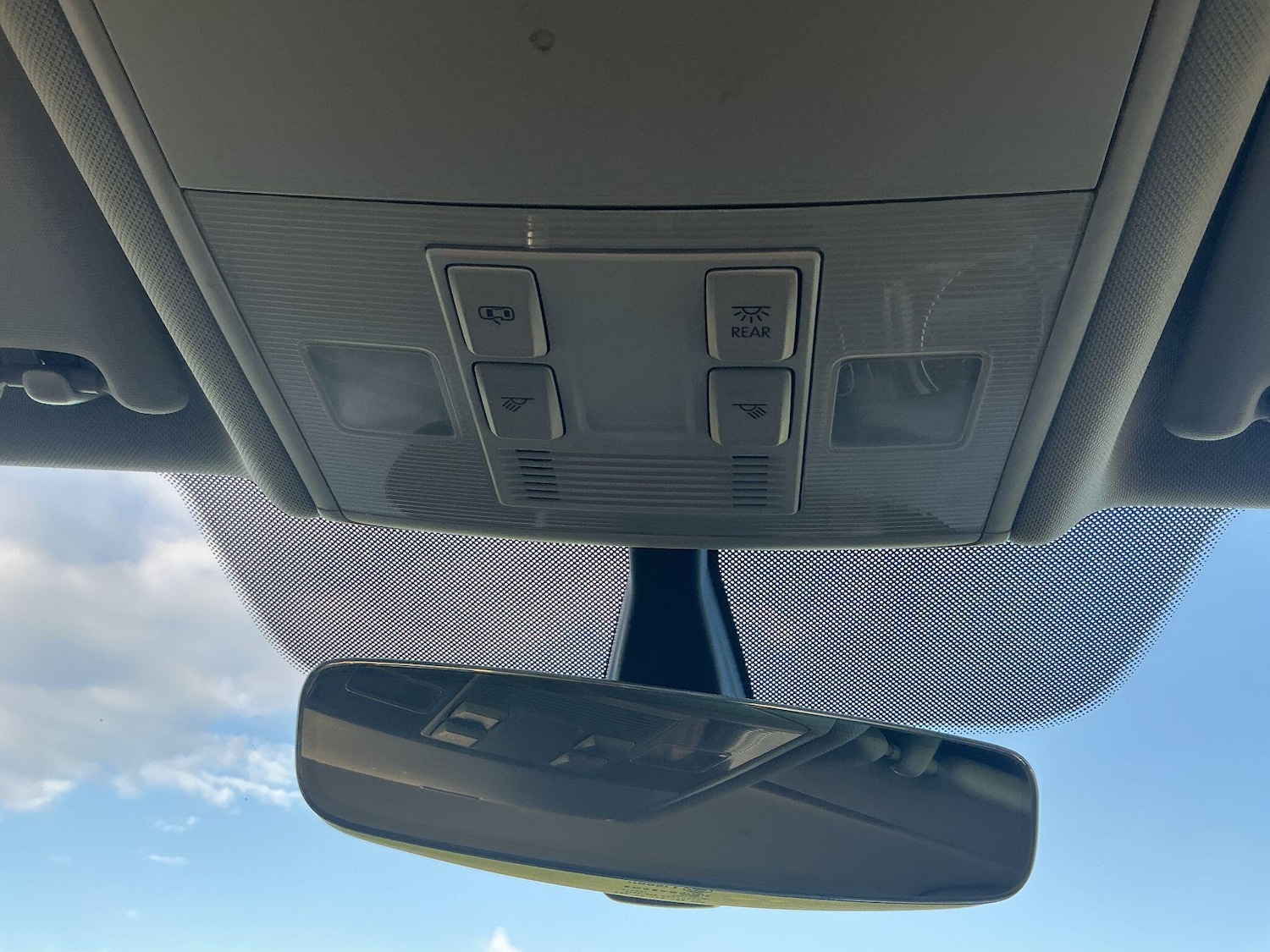 Used Volkswagen Golf 2018 for sale - 77230262: Photo 85