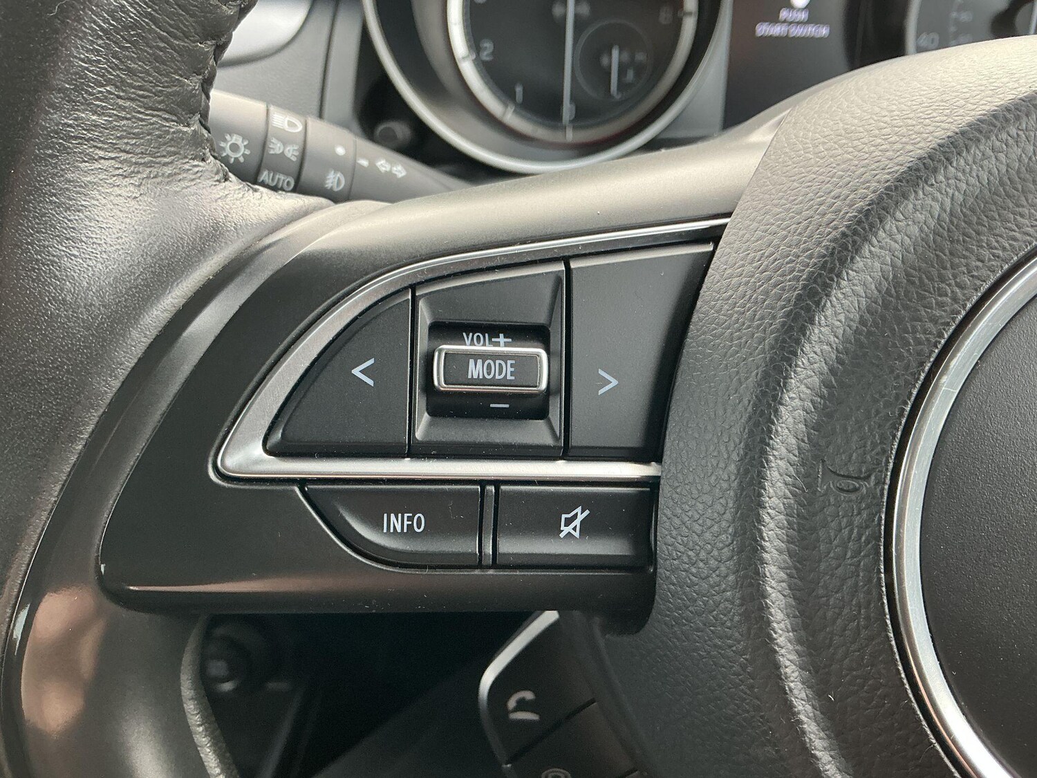 Used Suzuki Swift 2022 for sale - 77202471: Photo 21