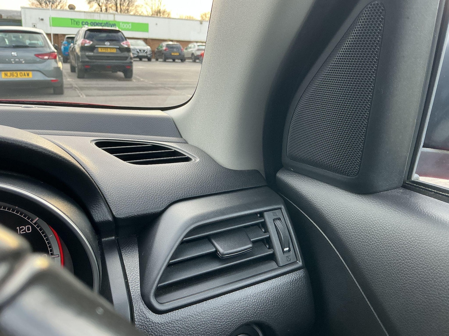 Used Suzuki Swift 2022 for sale - 77202471: Photo 27