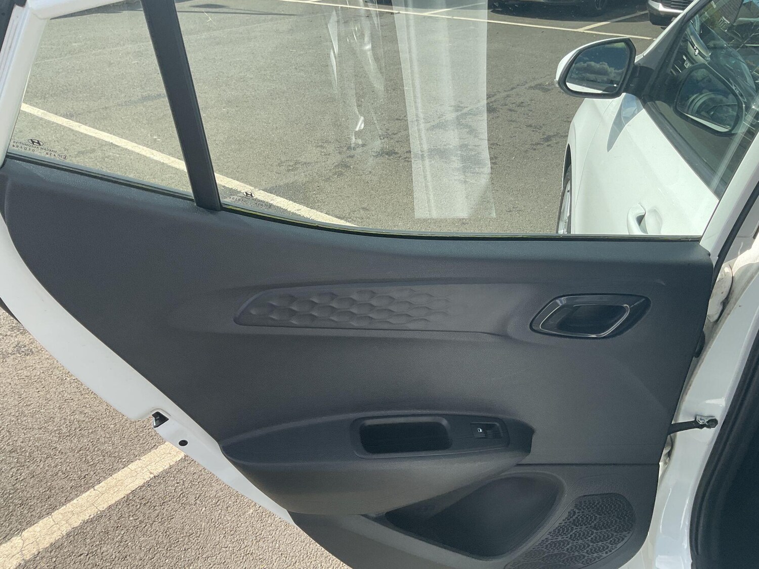 Used Hyundai i10 for sale - 78214159: Photo 24