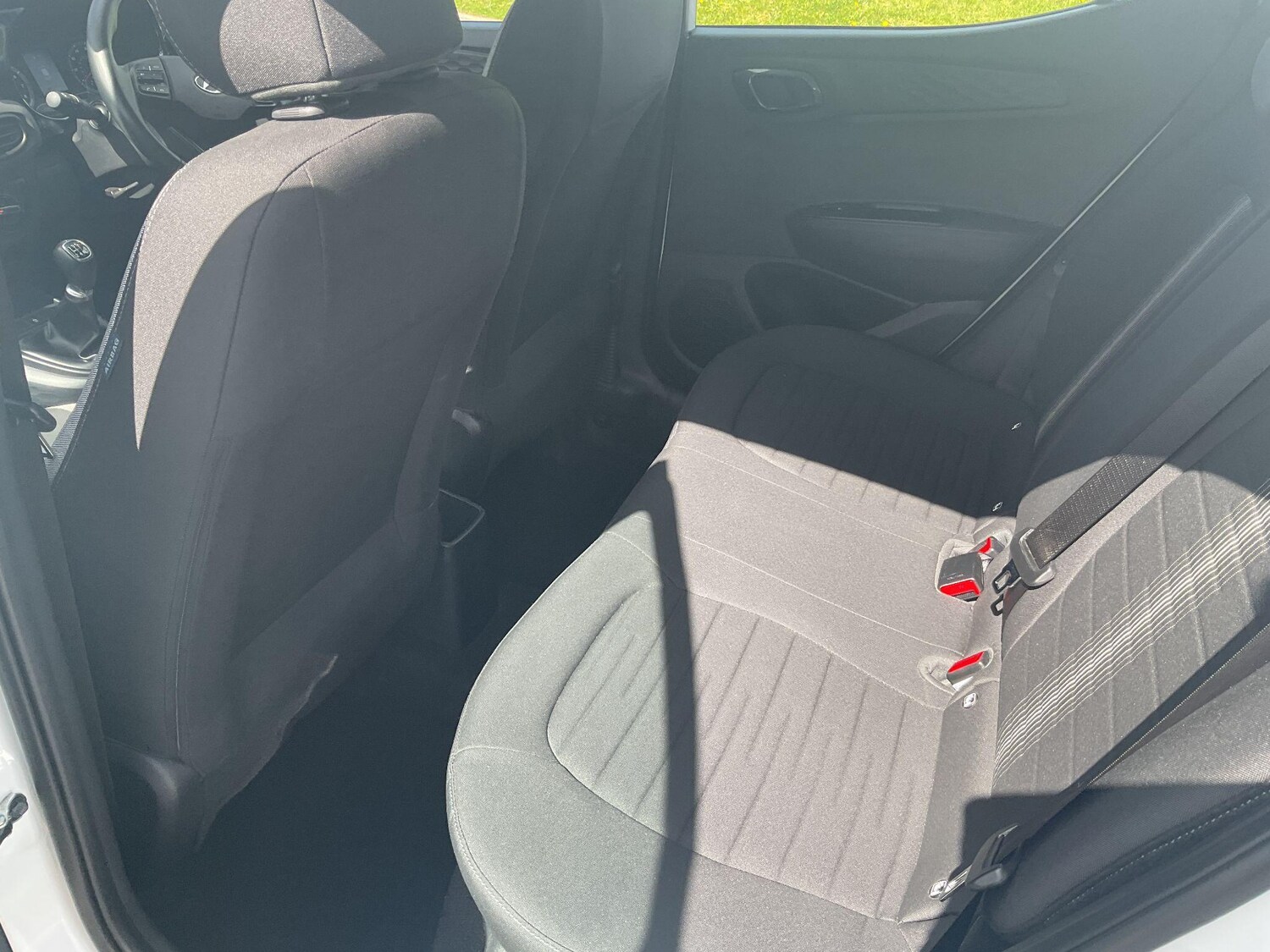 Used Hyundai i10 for sale - 78214159: Photo 25