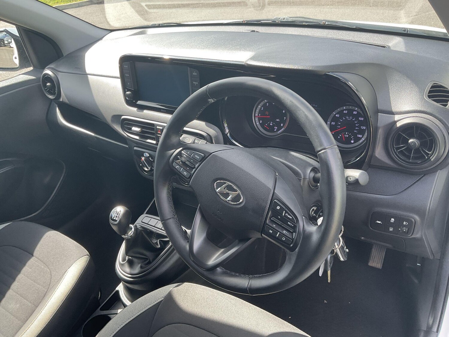 Used Hyundai i10 for sale - 78214159: Photo 34