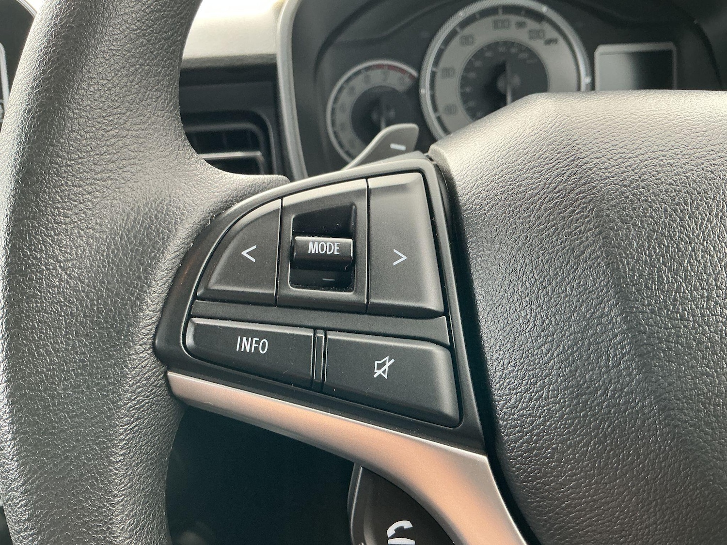 Used Suzuki Ignis 2024 for sale - 76513140: Photo 17