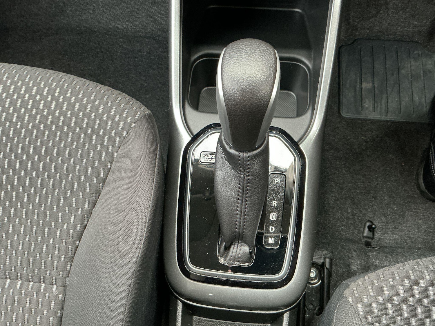 Used Suzuki Ignis 2024 for sale - 76513140: Photo 8