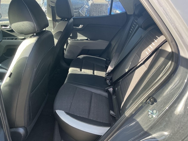 Used Kia Stonic 2022 for sale - 76326356: Photo 20