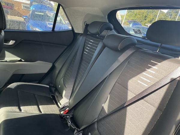 Used Kia Stonic 2022 for sale - 76326356: Photo 21