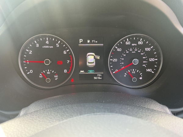 Used Kia Stonic 2022 for sale - 76326356: Photo 42