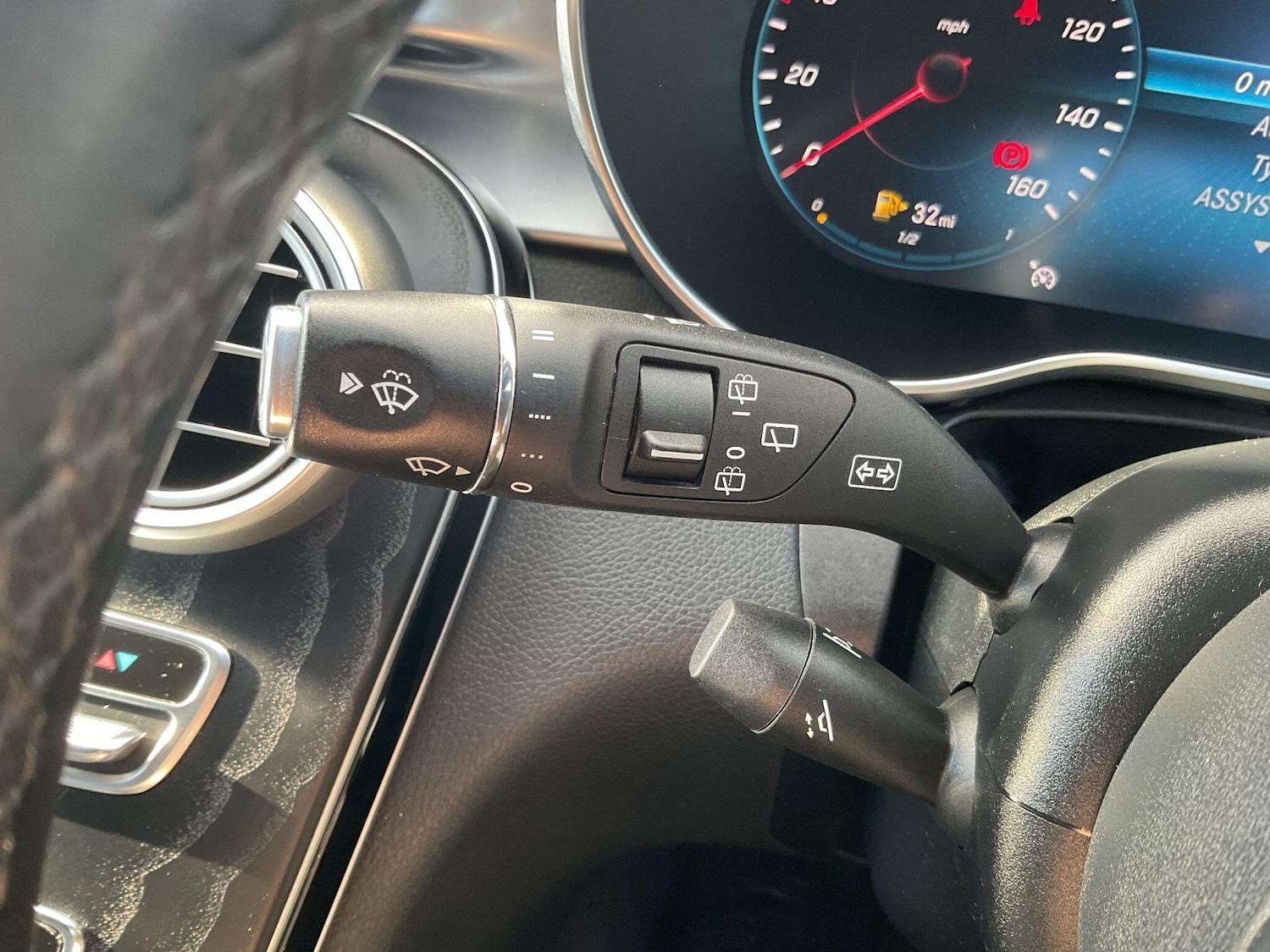 Used Mercedes-Benz C-Class 2020 for sale - 76152109: Photo 68