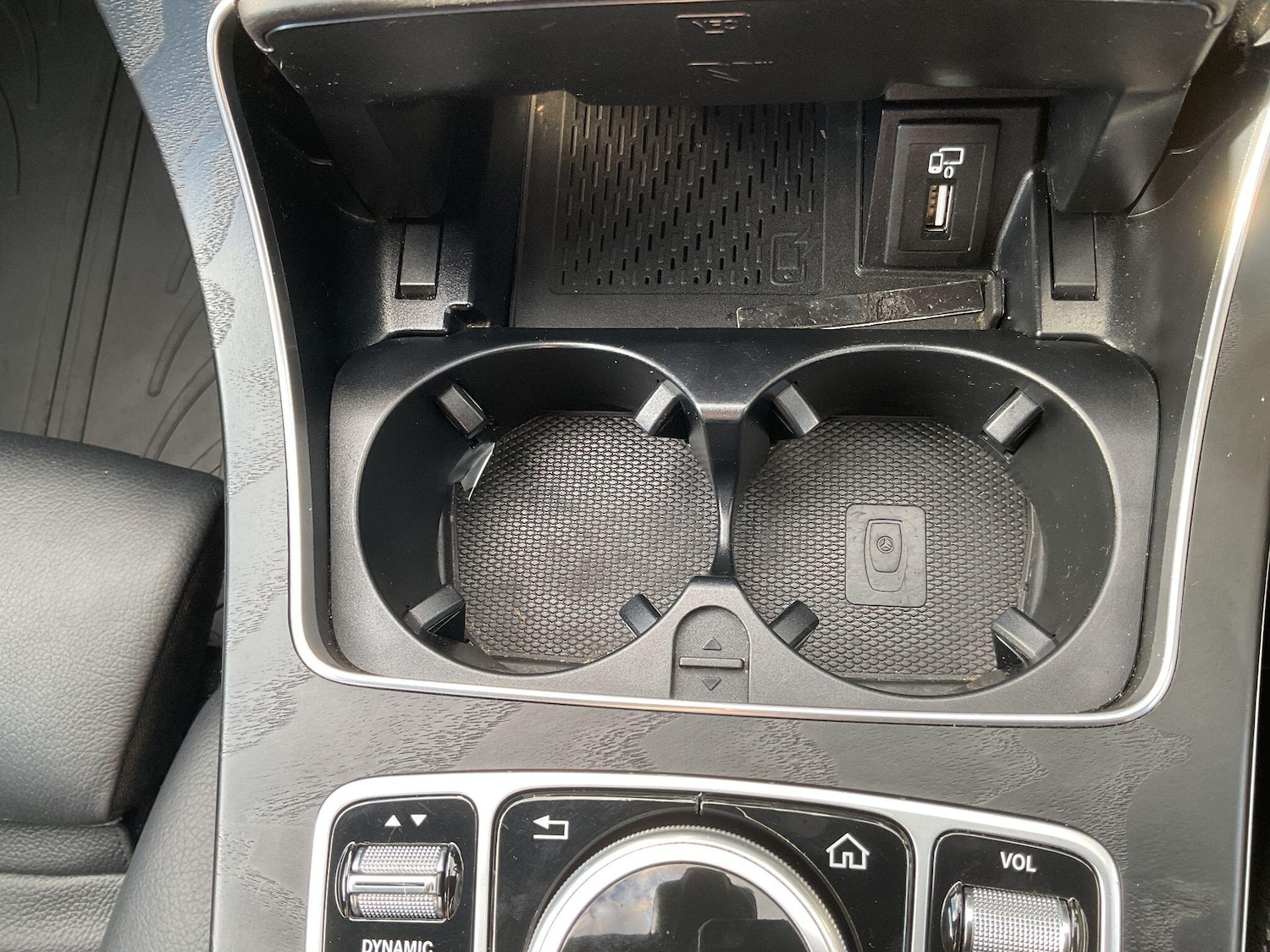 Used Mercedes-Benz C-Class 2020 for sale - 76152109: Photo 75