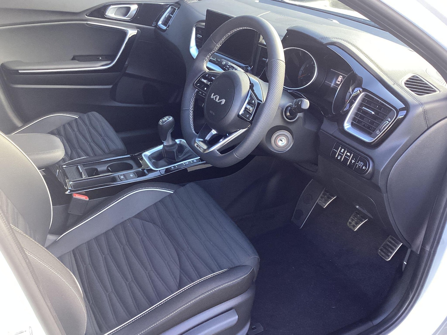 Used Kia XCeed 2025 for sale - 76584541: Photo 11