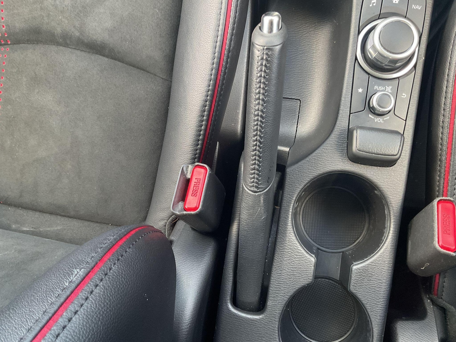 Used Mazda Mazda2 2024 for sale - 76657129: Photo 17