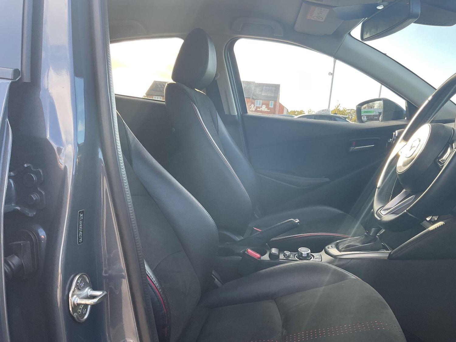 Used Mazda Mazda2 2024 for sale - 76657129: Photo 19