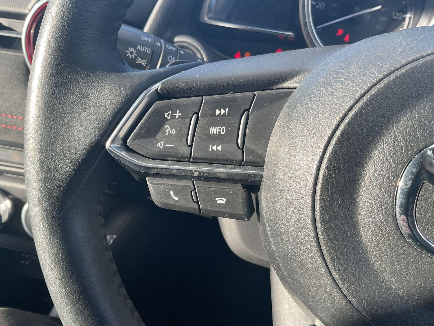 Used Mazda Mazda2 2024 for sale - 76657129: Photo 28