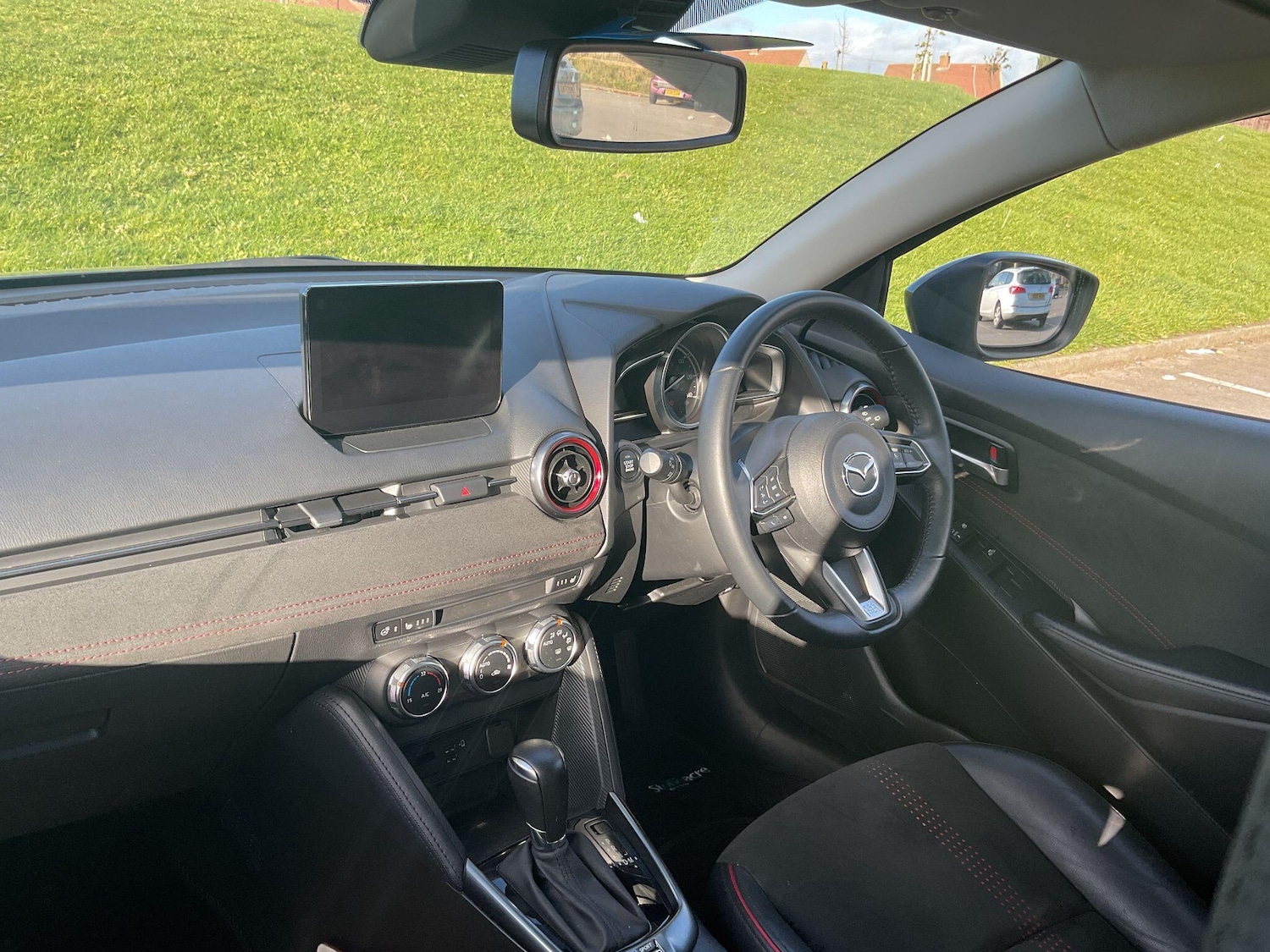 Used Mazda Mazda2 2024 for sale - 76657129: Photo 9