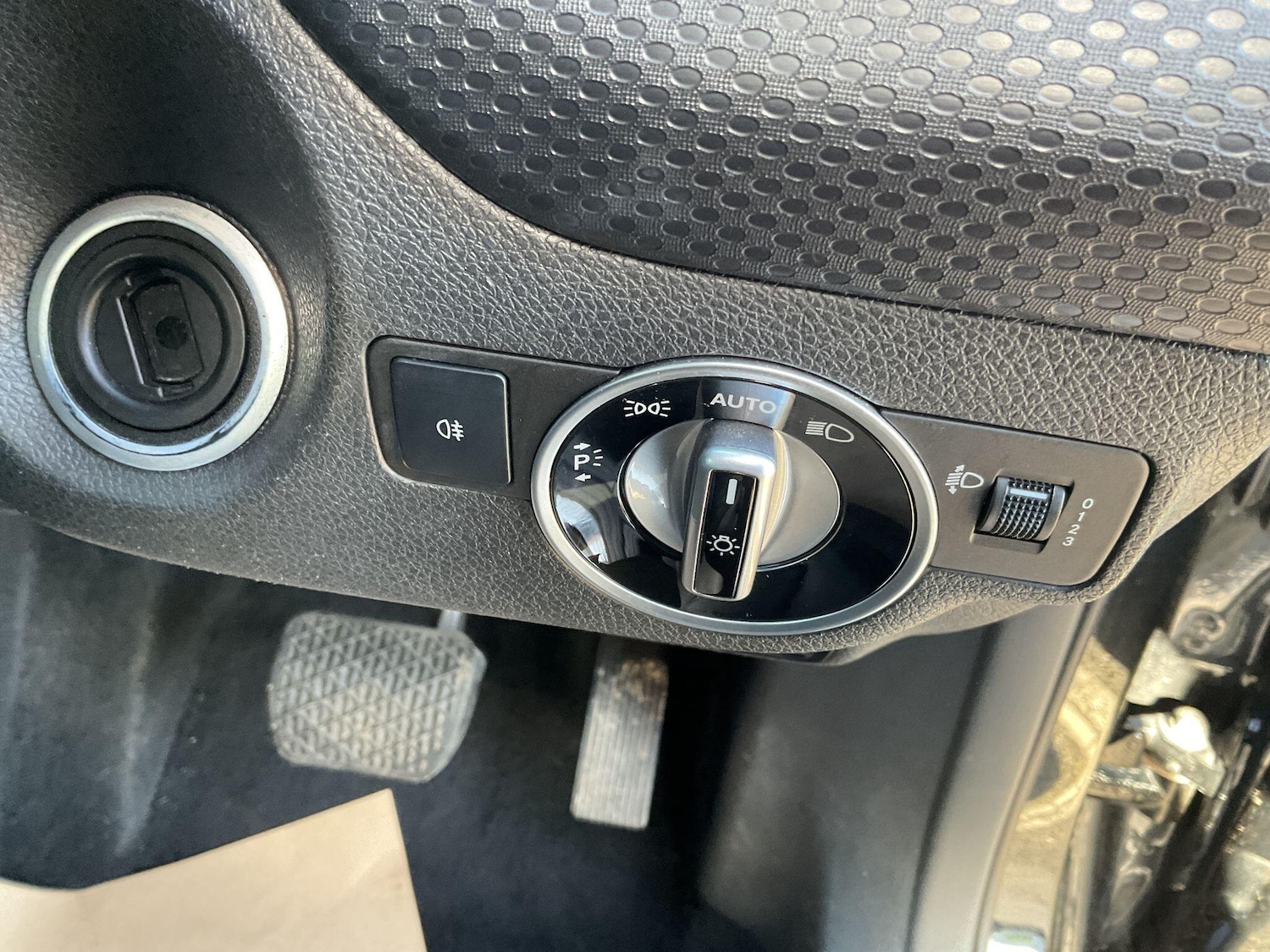 Used Mercedes-Benz A-Class for sale - 77612730: Photo 23