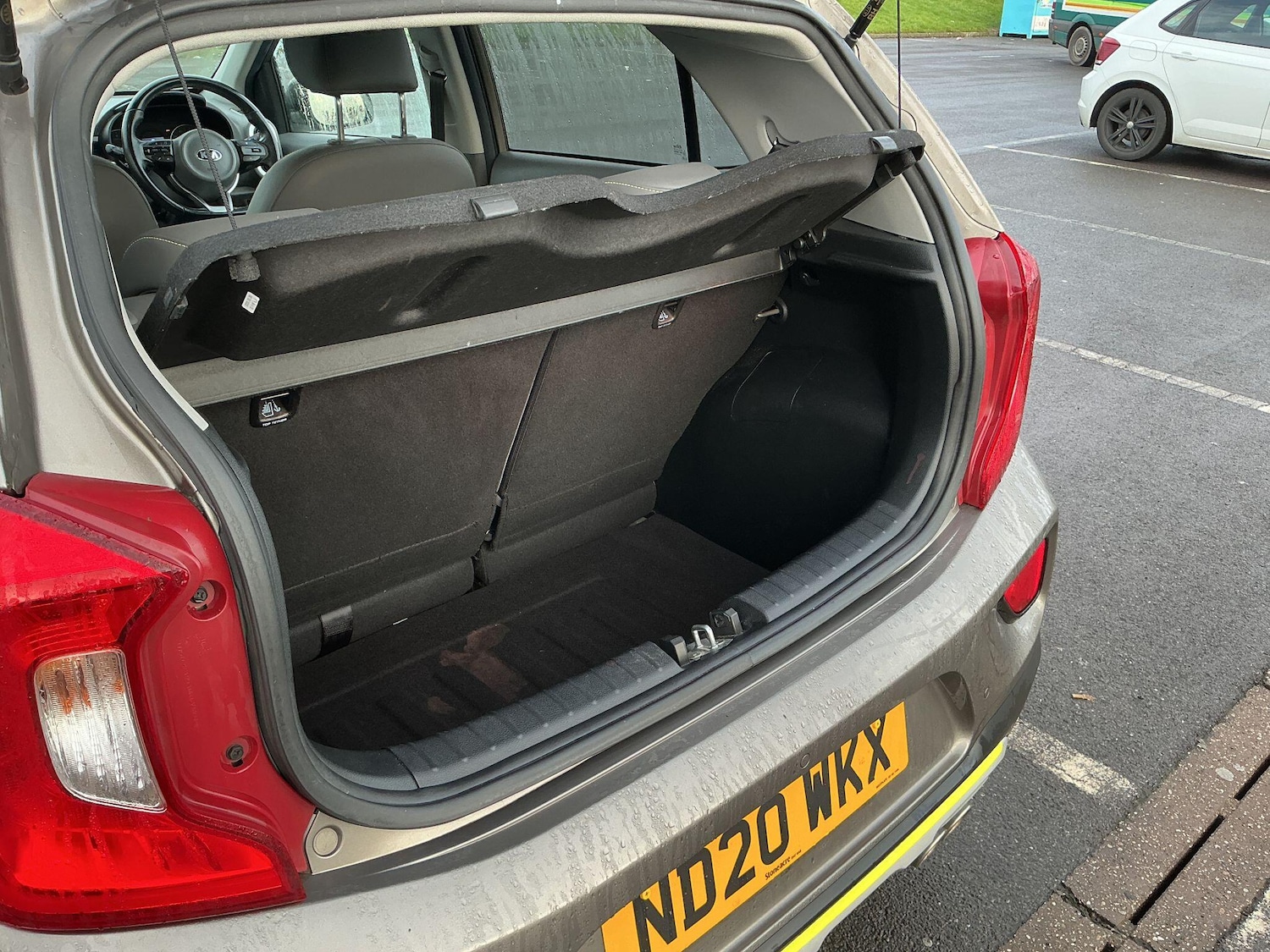 Used Kia Picanto 2020 for sale - 76991523: Photo 40