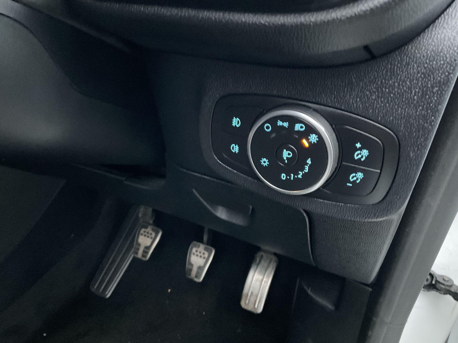 Used Ford Fiesta 2020 for sale - 77440073: Photo 14